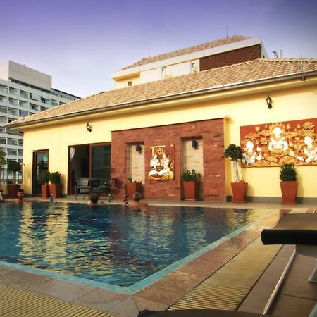 Royal Park Apartments Jomtien Beach Eksteriør billede