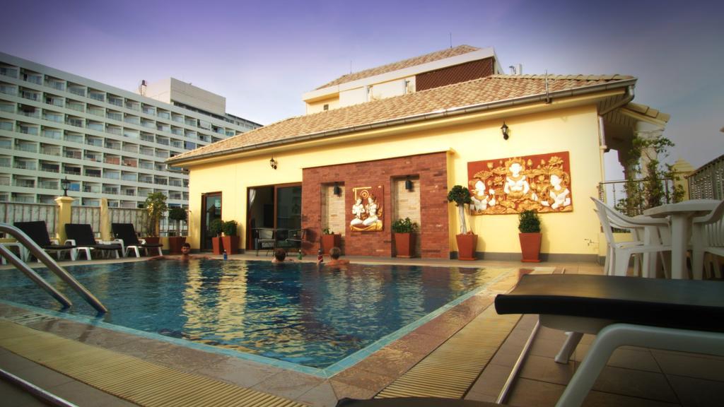 Royal Park Apartments Jomtien Beach Eksteriør billede