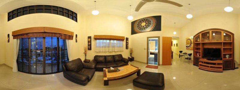 Royal Park Apartments Jomtien Beach Eksteriør billede