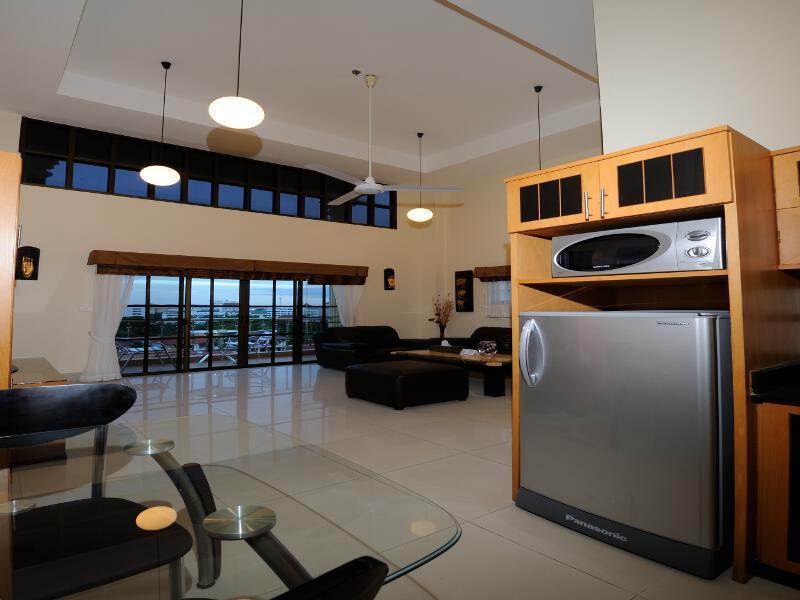 Royal Park Apartments Jomtien Beach Eksteriør billede