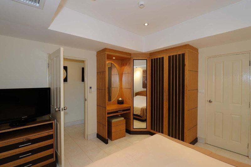 Royal Park Apartments Jomtien Beach Eksteriør billede